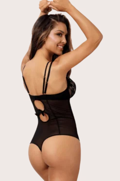 Body mit Spitzenoberteil