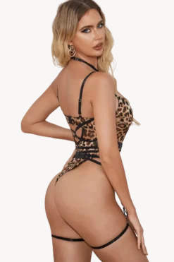 Leo Body mit Bändern