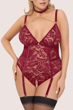 Ouvert Spitzen-Strapsbody in rot Plus Size