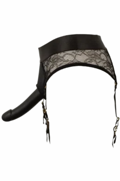 Strap-on Strapsslip inkl. Dildo schwarz