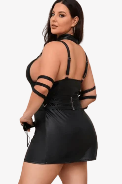 Wetlook Kleid mit Armfesseln